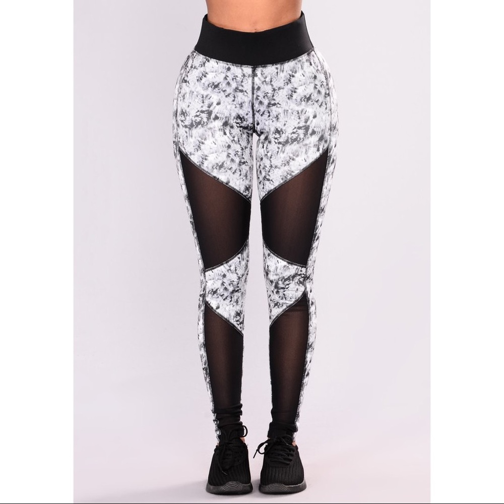 Fashion Nova | Athletic Leggings with Mesh Detail